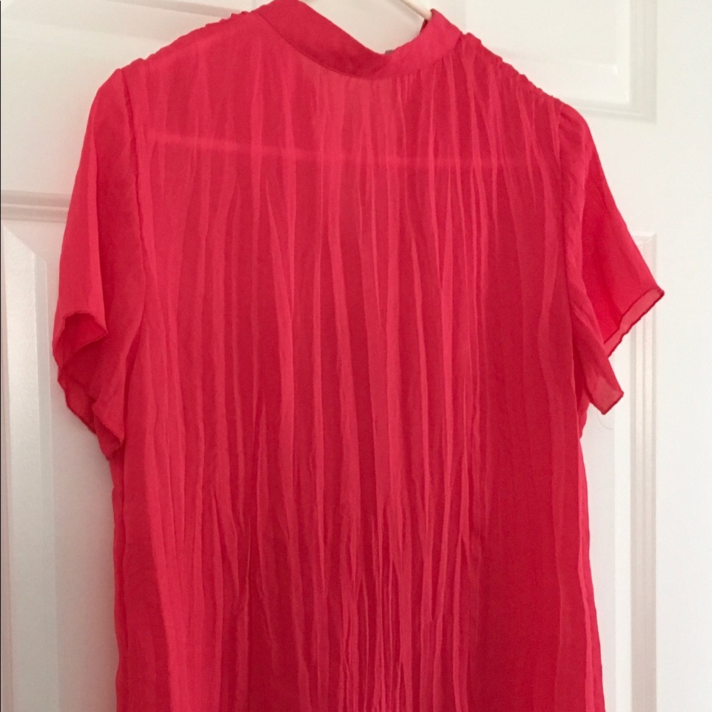 Pretty blouse - Picture 4 of 4